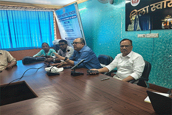 Health News : समीक्षा बैठक में एनीमिया कंट्रोल व बायोमेट्रिक उपस्थिति व्यवस्था को मजबूत करने पर जोर