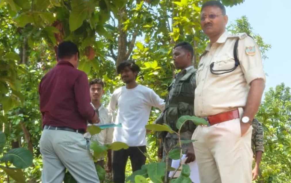 Khunti News : घर से अगवा कर युवक की हत्या, जंगल में मिला शव