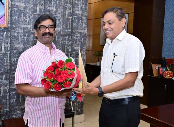 मुरी-पिस्का रेलवे स्टेशन का उद्घाटन 17 को, DRM ने CM को समारोह में शामिल होने का दिया निमंत्रण