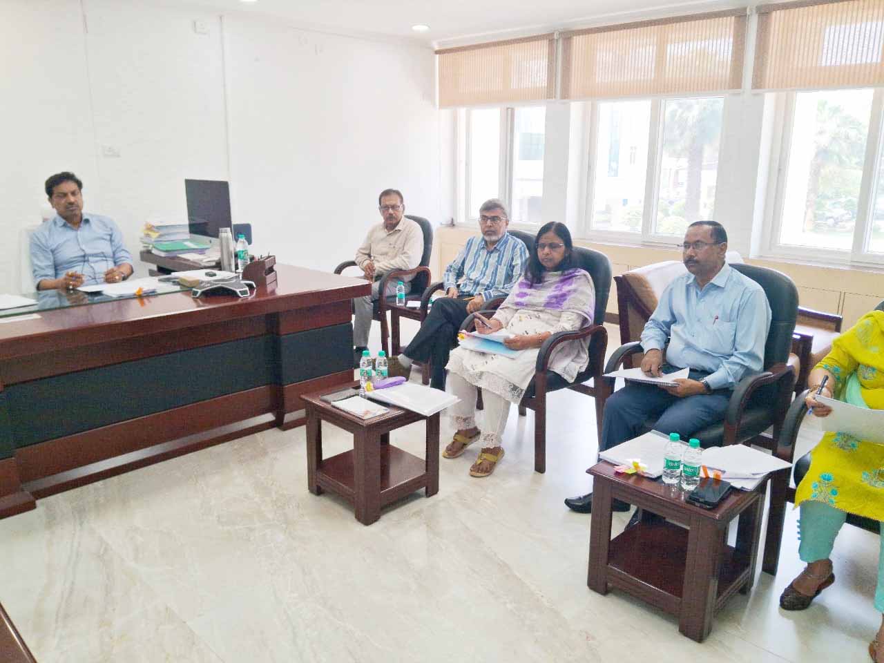 नियमों का पालन नहीं करने वाले नर्सिंग कॉलेजों पर लगेगा जुर्माना: स्वास्थ्य सचिव