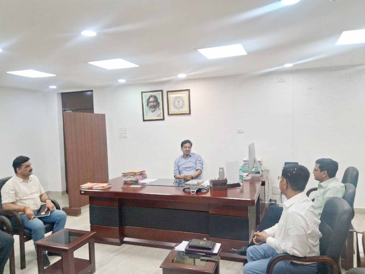 झारखंड में AI व रोबोटिक तकनीक से टीबी-सर्वाइकल कैंसर जांच की तैयारी