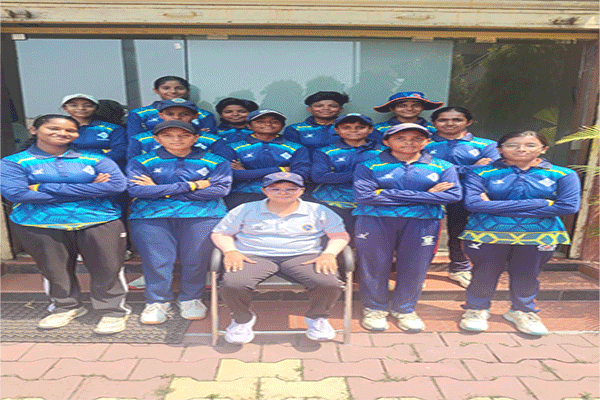 अंडर -19 महिला क्रिकेट : रांची-लोहरदगा के बीच पहला मैच पाकुड़ में