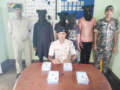 देवघर में 4 साइबर अपराधी गिरफ्तार, PM किसान व कैशबैक के नाम पर करते थे ठगी