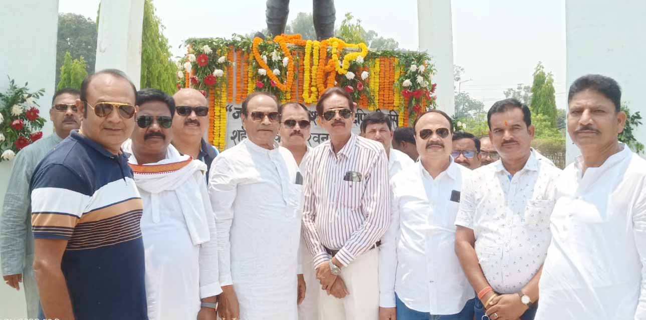 1857 के वीर सेनानी ठाकुर विश्वनाथ शाहदेव को दी गई श्रद्धांजलि, सरकारी उपेक्षा पर क्षत्रिय समाज में आक्रोश