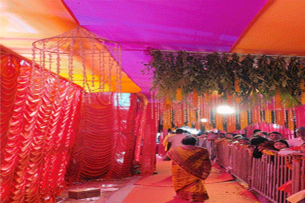 Ranchi News  : मां काली मंदिर में उमड़ी श्रद्धालुओं की भीड़, भक्त बोले- यहां आने से मिलता है सुकून