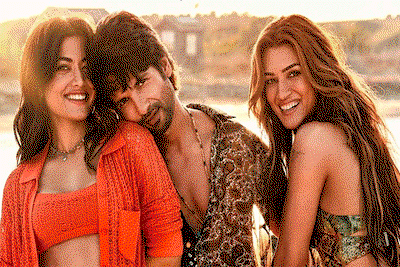Entertainment News : शाहिद- कृति -रश्मिका स्टारर फिल्म 'कॉकटेल 2' की एडवांस बुकिंग शुरू,कमाए इतने करोड़