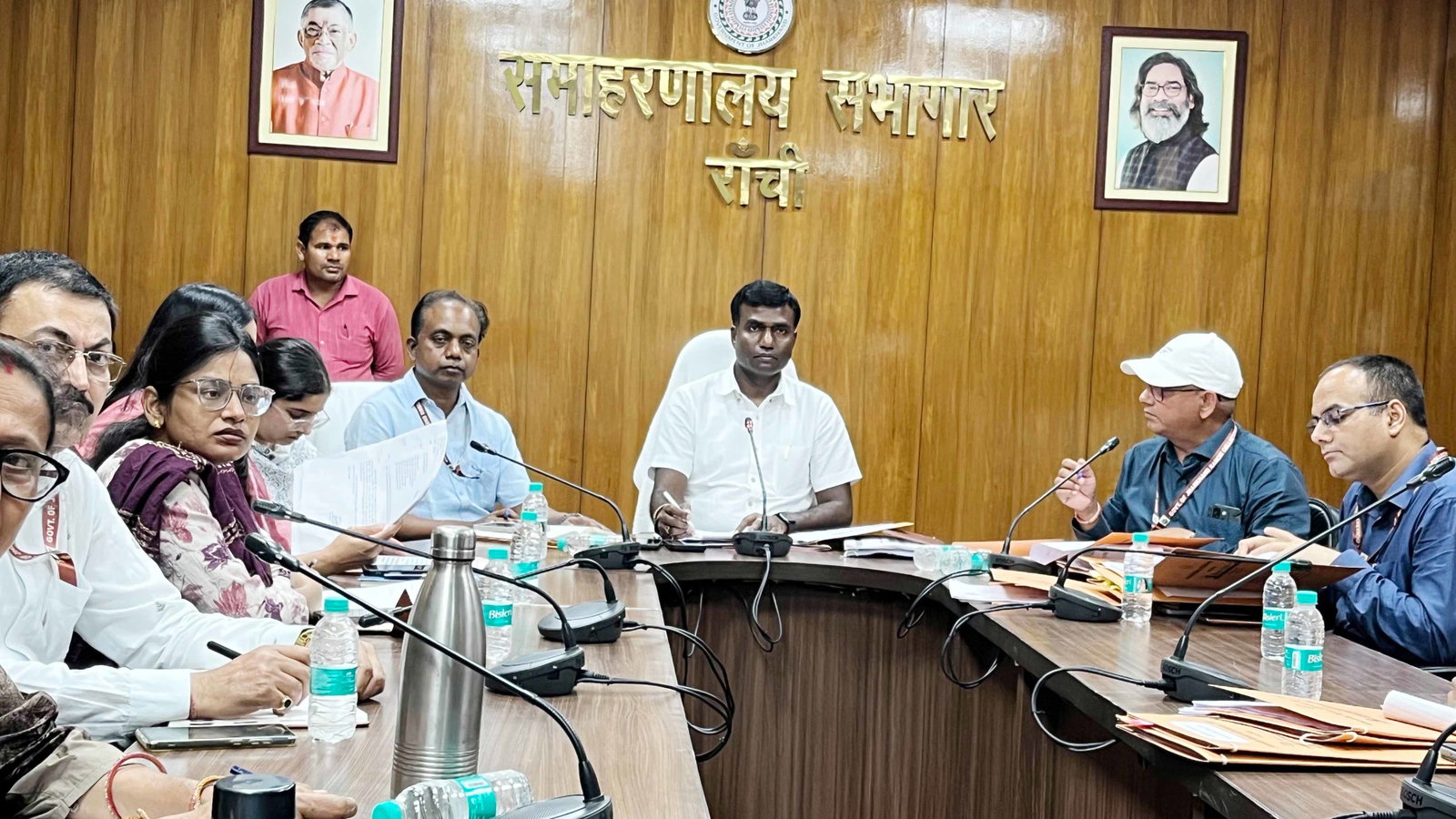 Ranchi : स्कूलों में लगेगी चुनावी पाठशाला, छात्रों को मिलेगी लोकतंत्र व मतदान की जानकारी