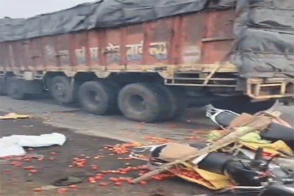 तमाड़ में दो बाइक की जोरदार टक्कर, एक गंभीर रूप से घायल