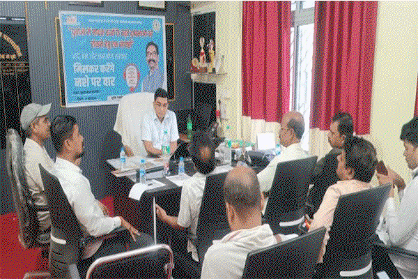 Latehar News : नशा से परिवार व समाज को काफी नुकसान: DPRO