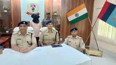 चतरा पुलिस की कार्रवाई, TSPC का एरिया कमांडर लक्ष्मण गंझू गिरफ्तार