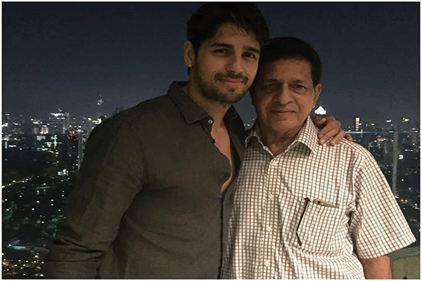 सिद्धार्थ मल्होत्रा के पिता का निधन,पोस्ट शेयर कर दी जानकारी