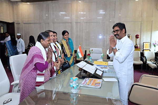 मुख्यमंत्री हेमंत सोरेन से बिहार विधान परिषद समिति के सदस्यों ने की मुलाकात