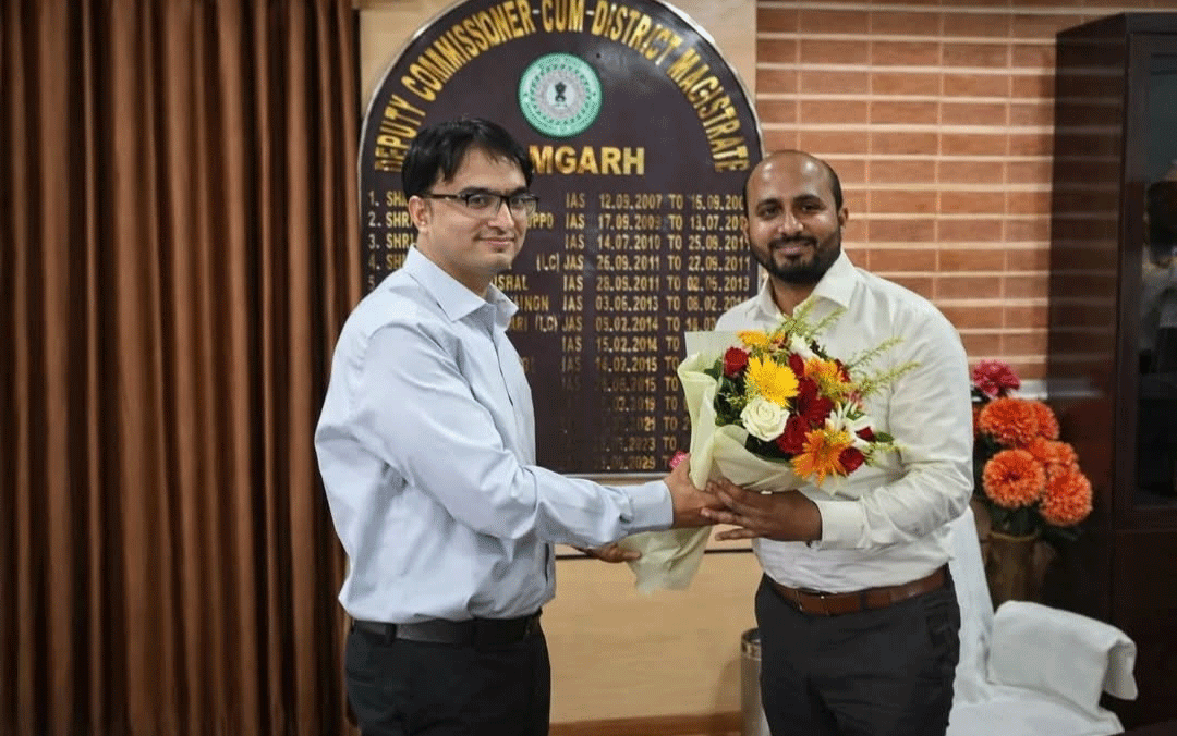 रामगढ़  के नए डीसी ऋतुराज कुमार ने पदभार ग्रहण किया