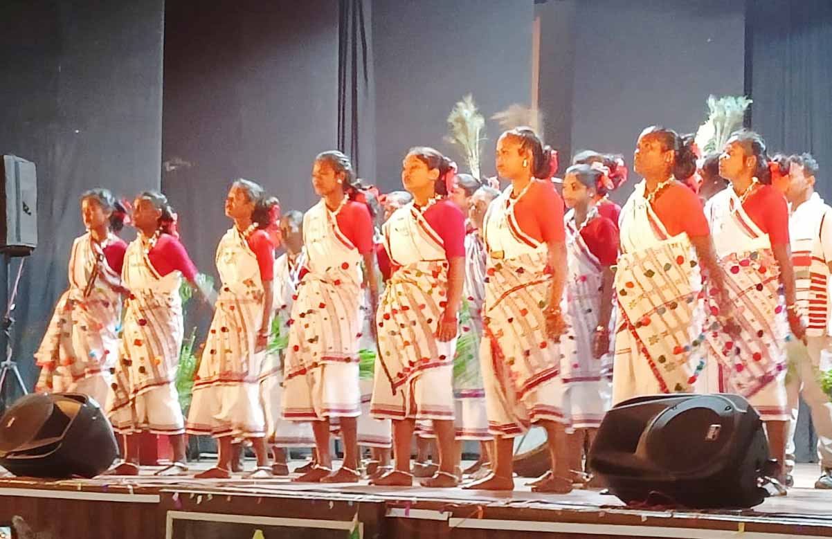 लातेहार : नेतरहाट आवासीय विद्यालय में पूर्ववर्ती छात्र सम्मेलन का आयोजन