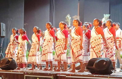 लातेहार : नेतरहाट आवासीय विद्यालय में पूर्ववर्ती छात्र सम्मेलन का आयोजन