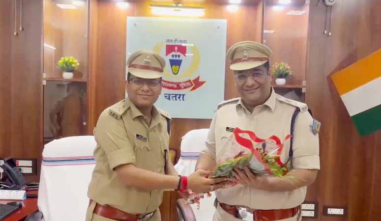 चतरा के 33वें एसपी बने अनिमेष नैथानी, किया पदभार ग्रहण