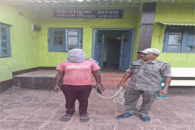 Chaibasa  News : चाकूबाजी मामले में फरार आरोपी गिरफ्तार, भेजा गया जेल