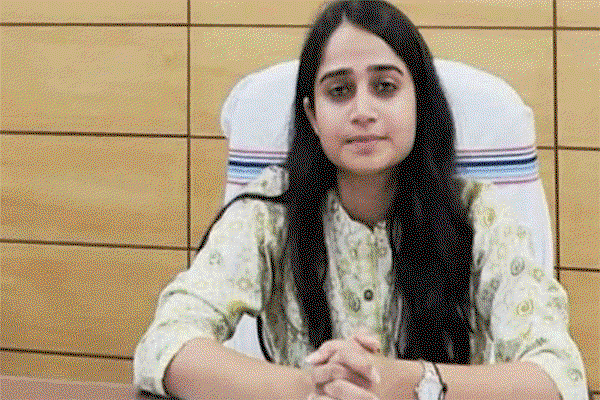 Deoghar News : नगर निगम को मिली नई नगर आयुक्त, सुलोचना मीणा संभालेंगी जिम्मेदारी