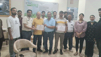 Hazaribagh News : निर्मल जैन ने रक्तदान शिविर का किया उद्घाटन