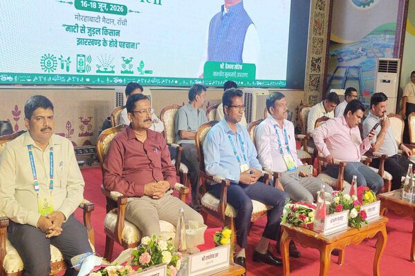 झारखंड कृषि व्यापार मेला : कृषि क्षेत्र में उत्कृष्ट योगदान देने वाले पदाधिकारी हुए सम्मानित