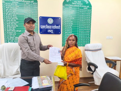Ranchi: जनता दरबार में प्रमाण पत्र से लेकर भूमि सुधार मामलों में लोगों को मिली राहत