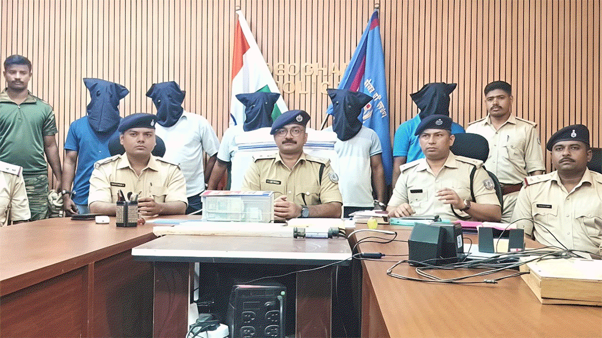 Deoghar News: फर्जी GST अधिकारी बन 40 लाख की लूट, पांच आरोपी गिरफ्तार