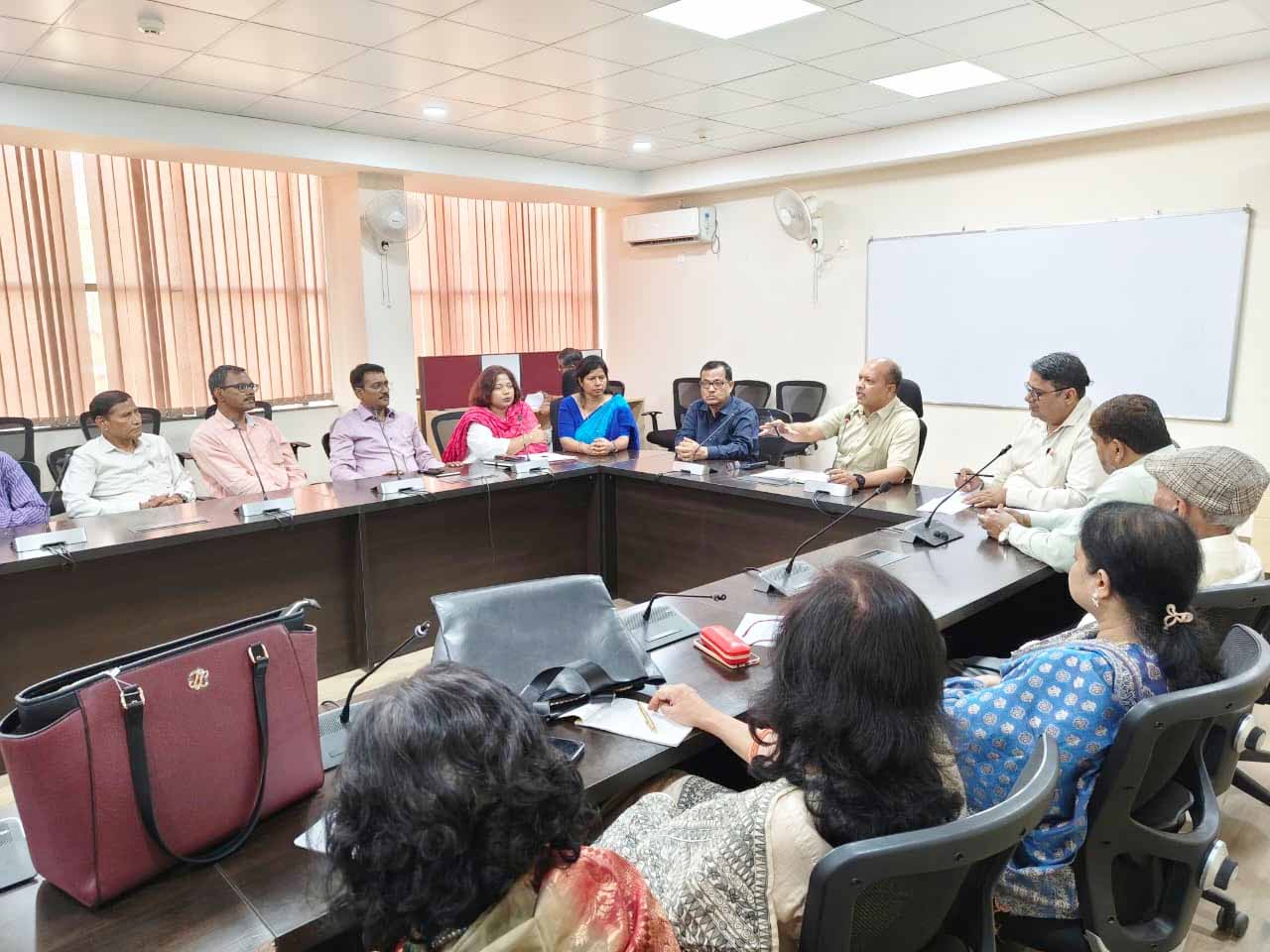 रांची : DSPMU में कुलपति की बैठक, परीक्षाओं व पाठ्यक्रम पर दिए अहम निर्देश