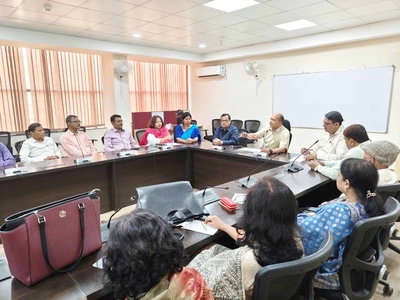 रांची : DSPMU में कुलपति की बैठक, परीक्षाओं व पाठ्यक्रम पर दिए अहम निर्देश