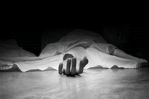 Khagaria News: घर में घुसकर परिवार पर हमला, एक की मौत, तीन घायल