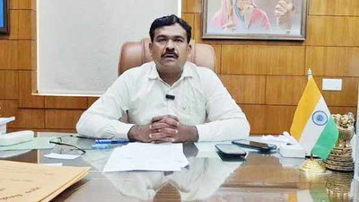 Ranchi : मतदाता सूची पुनरीक्षण में शिक्षकों की भूमिका पर CEO ने दिए निर्देश