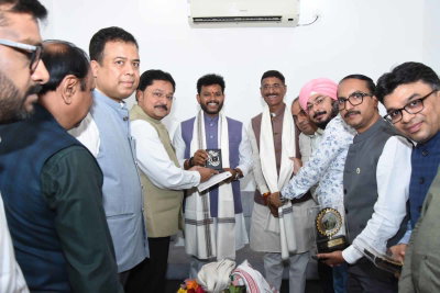 झारखंड में एयर कनेक्टिविटी विस्तार की मांग, केंद्रीय उड्डयन मंत्री को चैंबर ने सौंपा ज्ञापन