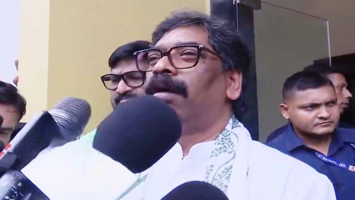 CM हेमंत का केंद्र को सीधा संदेश- MMDR संशोधन के खिलाफ लोकतांत्रिक व कानूनी लड़ाई लड़ेंगे