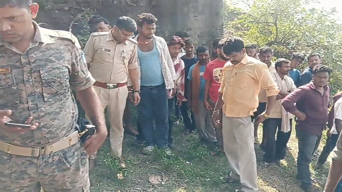 Dhanbad News : शौच के लिए निकले व्यक्ति का शव चांदमारी कोलियरी के पास बरामद