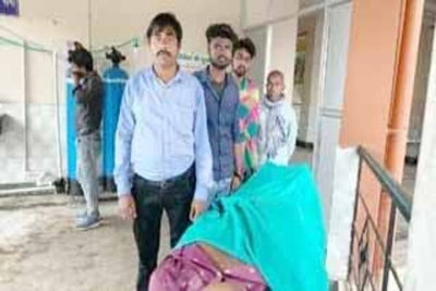 दुमका में वज्रपात का कहर: बेटे की मौत, पिता झुलसे, मवेशी भी मारे गए