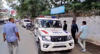 JPSC के बाद परीक्षा आयोजित कराने वाली एजेंसी के ठिकाने पर CID की छापेमारी, 3 हिरासत में; कार्यालय सील