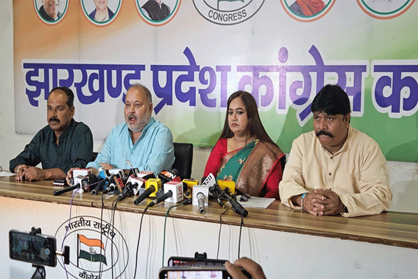 महिला आरक्षण व परिसीमन पर कांग्रेस का हमला, भाजपा पर महिलाओं को गुमराह करने का आरोप