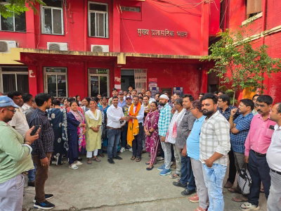 सांसद प्रतिनिधि बनने पर रांची विवि कर्मियों ने अर्जुन राम का किया स्वागत
