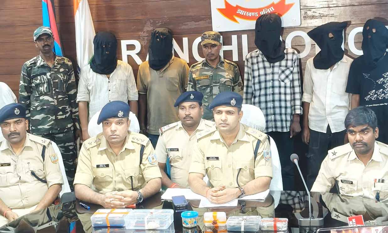 रांची पुलिस की कार्रवाई, 19.97 ग्राम ब्राउन शुगर के साथ 5 तस्कर गिरफ्तार
