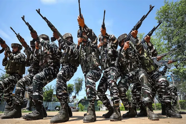 रामनवमी से पहले चतरा पुलिस ने केशरी चौक पर किया मॉक ड्रिल