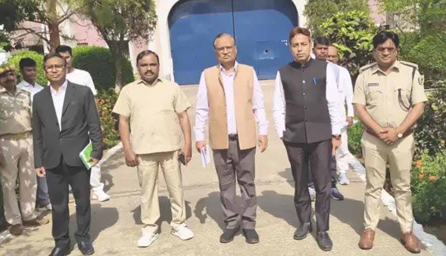 होटवार जेल में स्वास्थ्य व भोजन व्यवस्था की औचक जांच