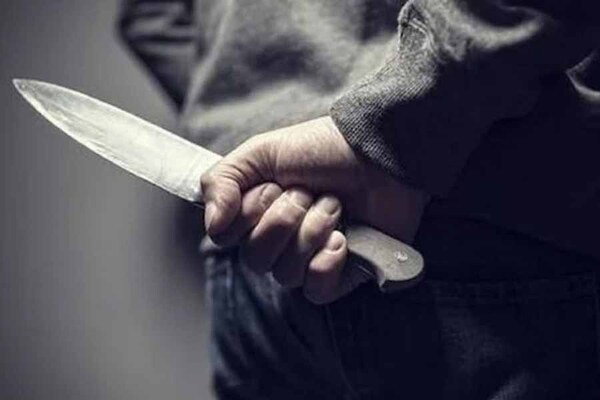 वैशाली : ई-रिक्शा में जा रहे एक ही परिवार के चार लोगों पर चाकू से हमला, 2 अरेस्ट