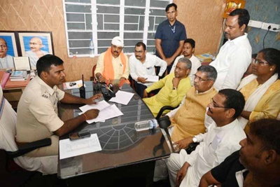 Ranchi : पत्थरबाजी मामले में कांग्रेस के बाद भाजपा ने थाने में दर्ज कराई प्राथमिकी