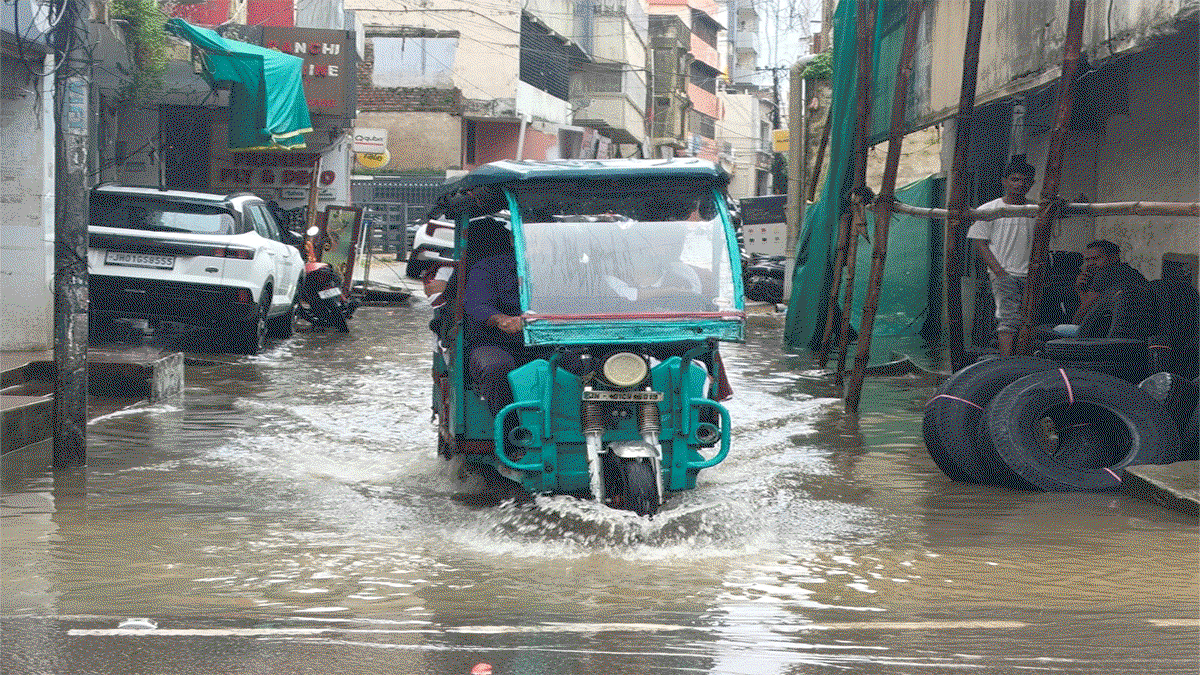 waterlogging on roads