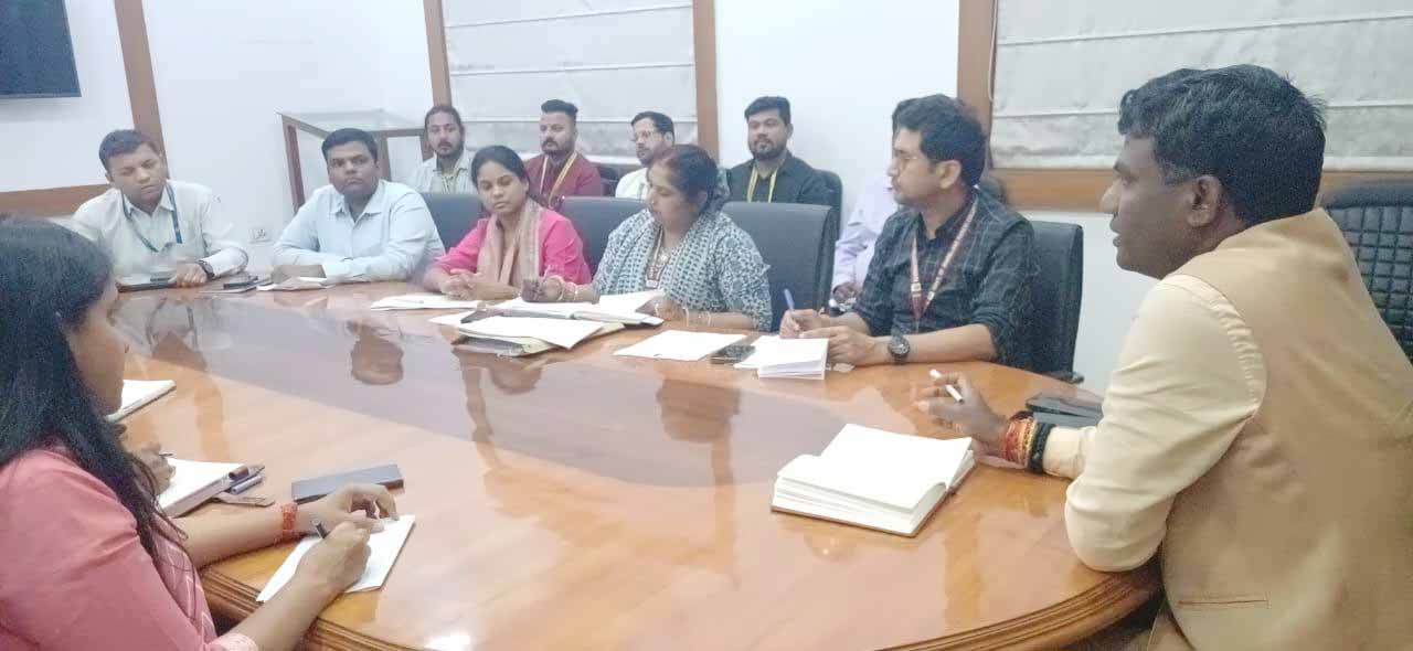 रांची में LPG संकट पर सख्ती: कालाबाजारी पर कार्रवाई, एजेंसियों पर सुरक्षा बल होंगे तैनात