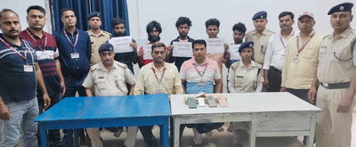 ऑपरेशन यात्री सुरक्षा में सफलता, धनबाद मौर्या एक्सप्रेस चेन स्नैचिंग केस में 5 अरेस्ट, लाखों का सामान बरामद