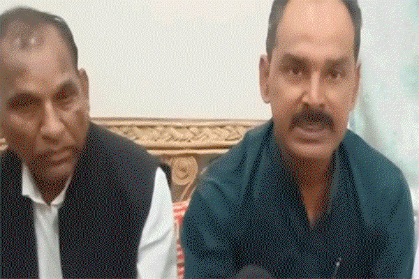Latehar News : देश के युवा सिस्टम से तंग आकर आत्महत्या कर रहे हैं: सोनाल शांति