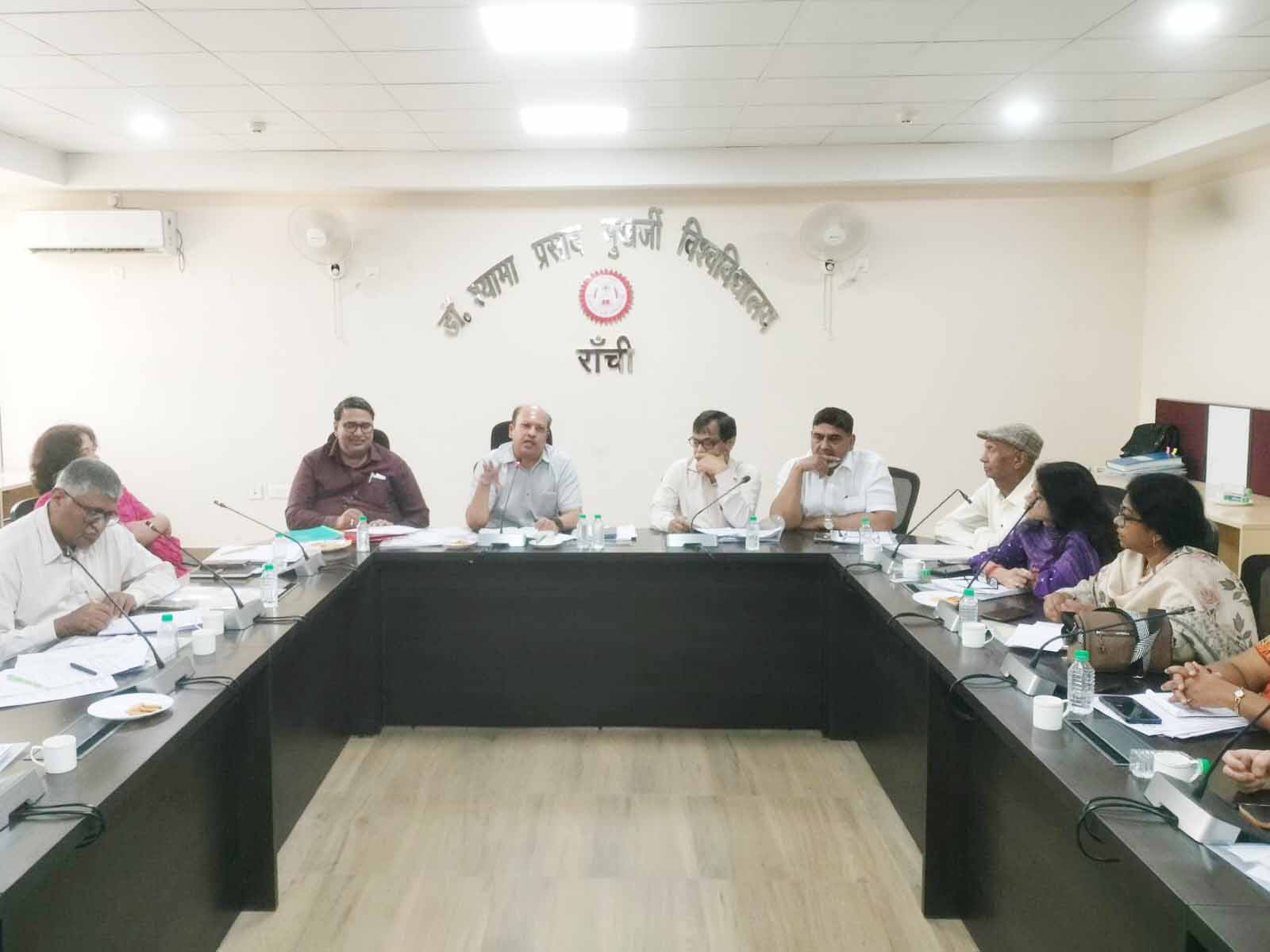 Ranchi : DSPMU में अकादमिक काउंसिल की बैठक, छात्रों के हित में कई बड़े फैसले