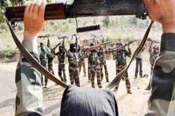 EXCLUSIVE: छत्तीसगढ़ ऑपरेशन का असर- दो बड़े नक्सली फरार, एक झारखंड में छिपा, दूसरा नेपाल भागा