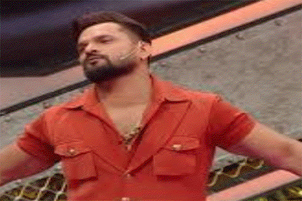 बैटल ग्राउंड 2’ में इमोशनल मोमेंट  पर बना मजाक, खेसारी लाल यादव का बयान वायरल