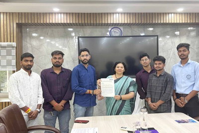 ABVP ने रांची विवि कुलपति से की मुलाकात, स्नातक व सेल्फ फाइनेंस नामांकन एक साथ कराने की मांग